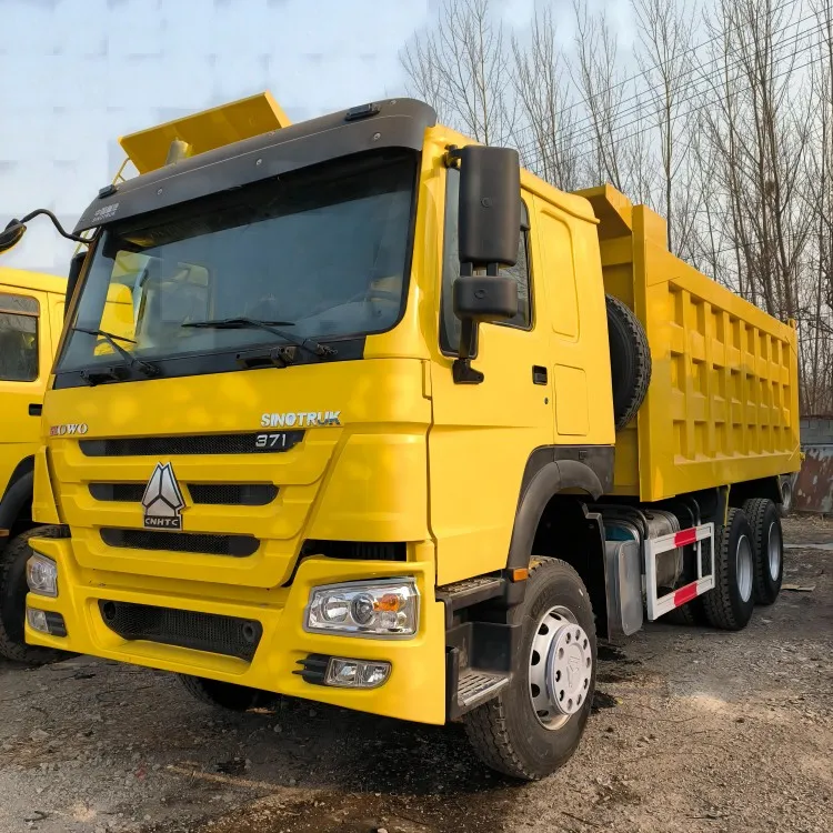 371 HP použitý Tipper